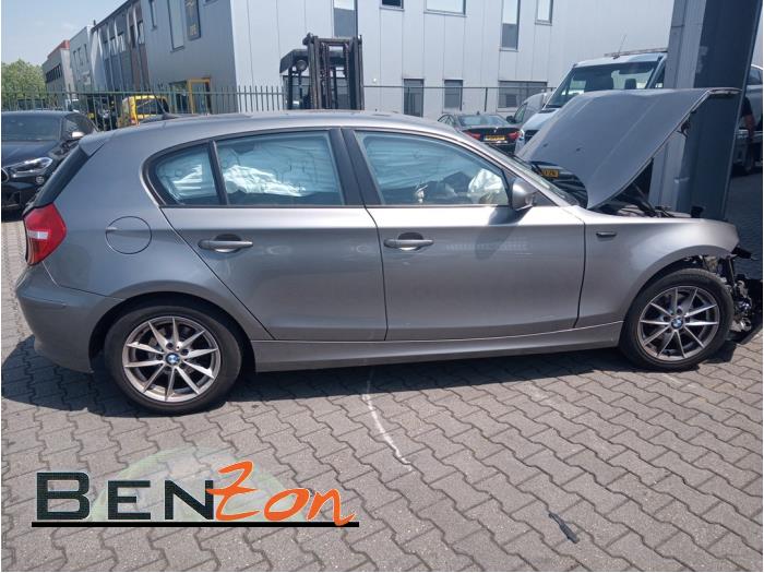 BMW 1 serie 116i 2.0 16V Corporate Lease Sloopvoertuig (2010, Grijs)