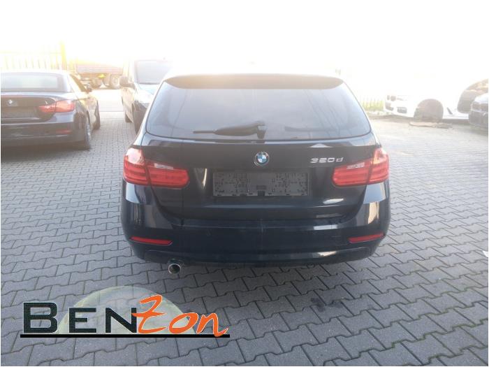BMW 3 serie Touring 320d 2.0 16V Sloopvoertuig (2014, Zwart)