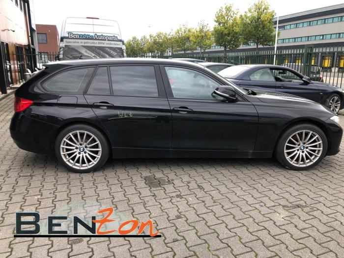BMW 3 serie Touring 320d 2.0 16V Sloopvoertuig (2014, Zwart)