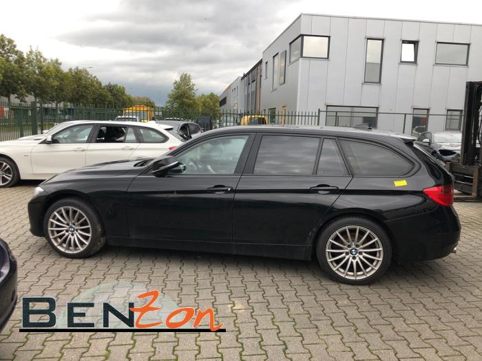 BMW 3 serie Touring 320d 2.0 16V Sloopvoertuig (2014, Zwart)