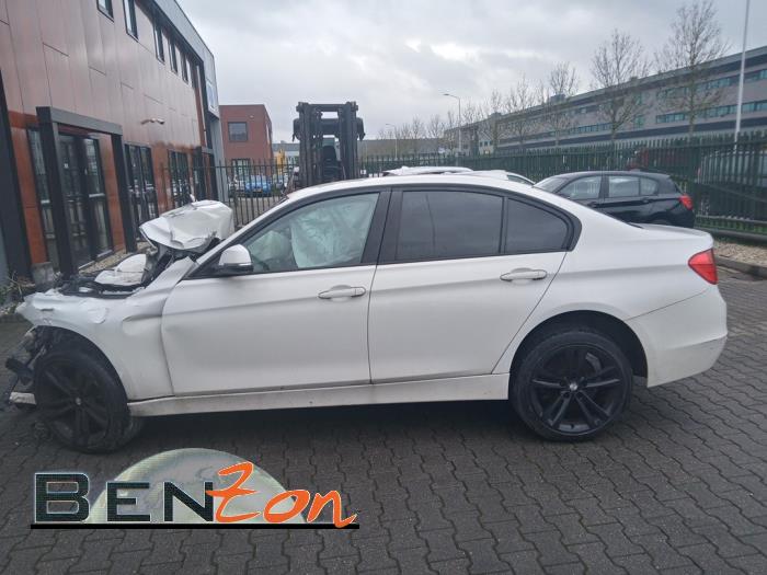 BMW 3 serie 320d 2.0 16V Sloopvoertuig (2012, Wit)