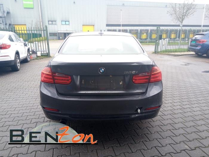BMW 3 serie 320i 2.0 16V Sloopvoertuig (2012, Metallic, Grijs)