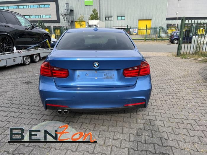 BMW 3 serie 320d 2.0 16V Sloopvoertuig (2013, Metallic, Blauw)