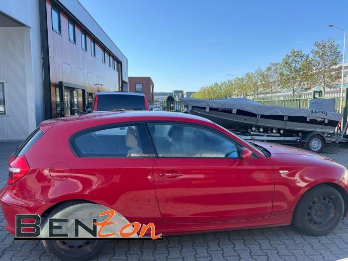 BMW 1 serie 116i 1.6 16V Sloopvoertuig (2008, Rood)