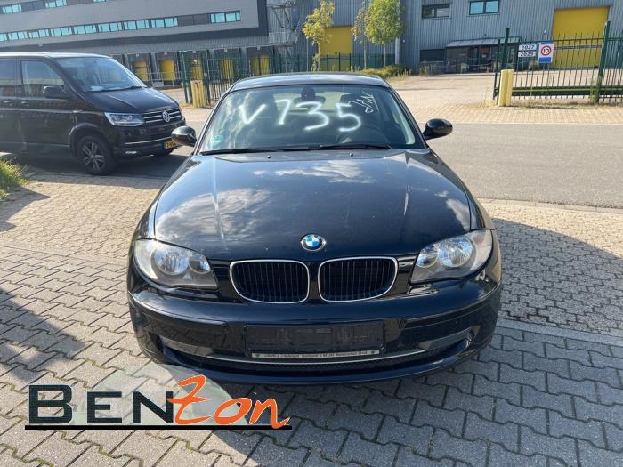 BMW 1 serie 118i 16V Sloopvoertuig (2008, Zwart)