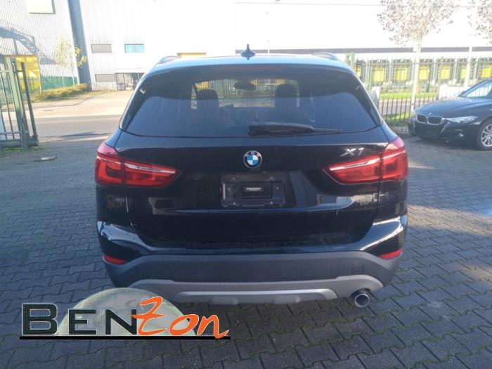 BMW X1 sDrive 28i 2.0 16V Twin Power Turbo Sloopvoertuig (2017, Zwart)