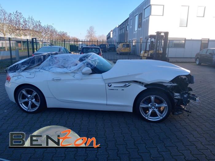 BMW Z4 Roadster sDrive 20i 2.0 16V Sloopvoertuig (2015, Wit)