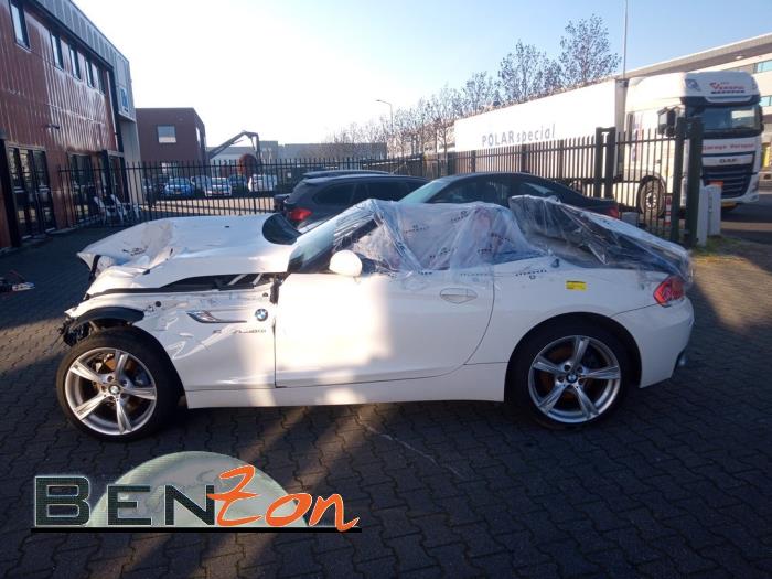 BMW Z4 Roadster sDrive 20i 2.0 16V Sloopvoertuig (2015, Wit)
