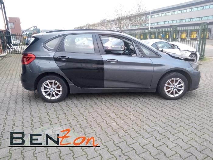 BMW 2 serie Active Tourer 220dA xDrive 2.0 TwinPower Turbo 16V Sloopvoertuig (2015, Grijs)
