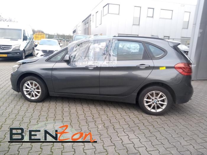 BMW 2 serie Active Tourer 220dA xDrive 2.0 TwinPower Turbo 16V Sloopvoertuig (2015, Grijs)