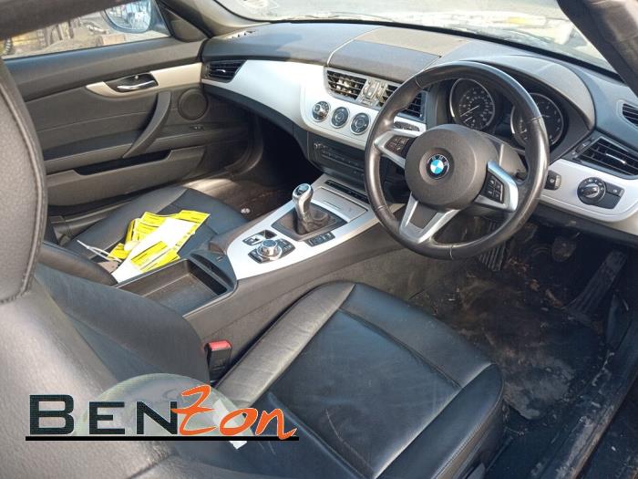 BMW Z4 Roadster sDrive 20i 2.0 16V Sloopvoertuig (2015, Zwart)