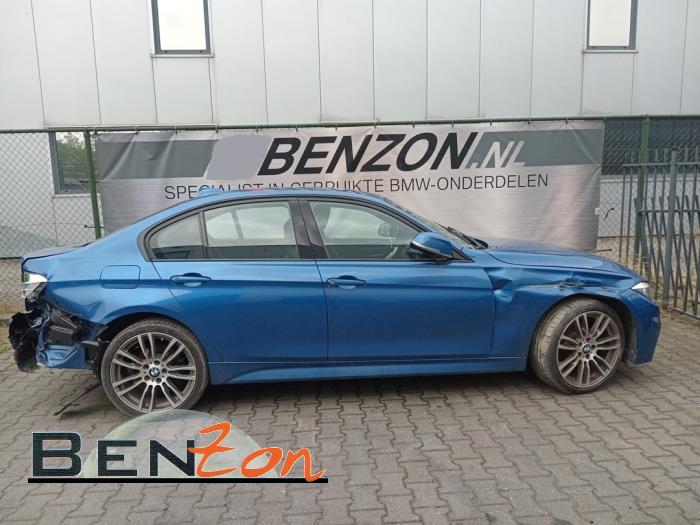 BMW 3 serie 320d 2.0 16V Sloopvoertuig (2015, Metallic, Blauw)