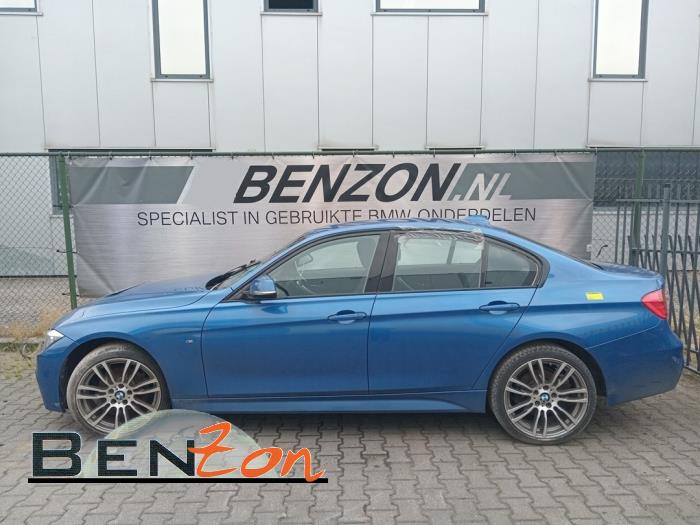 BMW 3 serie 320d 2.0 16V Sloopvoertuig (2015, Metallic, Blauw)