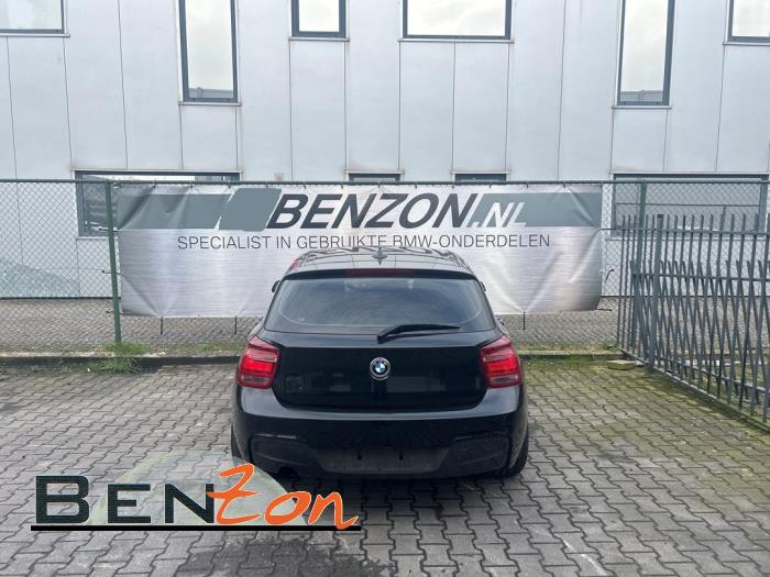 BMW 1 serie 116i 1.6 16V Sloopvoertuig (2014, Metallic, Zwart, Saffierblauw, Saffierzwart)