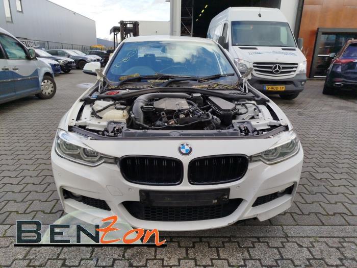 BMW 3 serie 330d 3.0 24V Sloopvoertuig (2016, Wit)