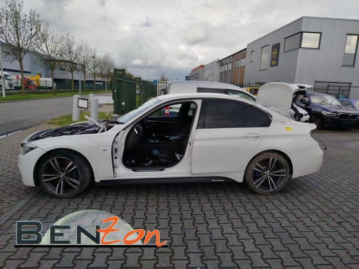 BMW 3 serie 330d 3.0 24V Sloopvoertuig (2016, Wit)