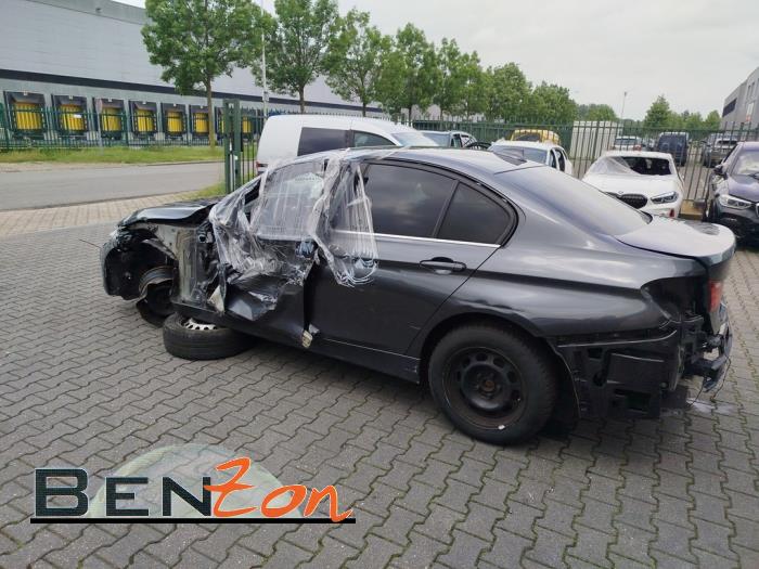 BMW 3 serie 320i 2.0 16V Sloopvoertuig (2012, Metallic, Grijs)