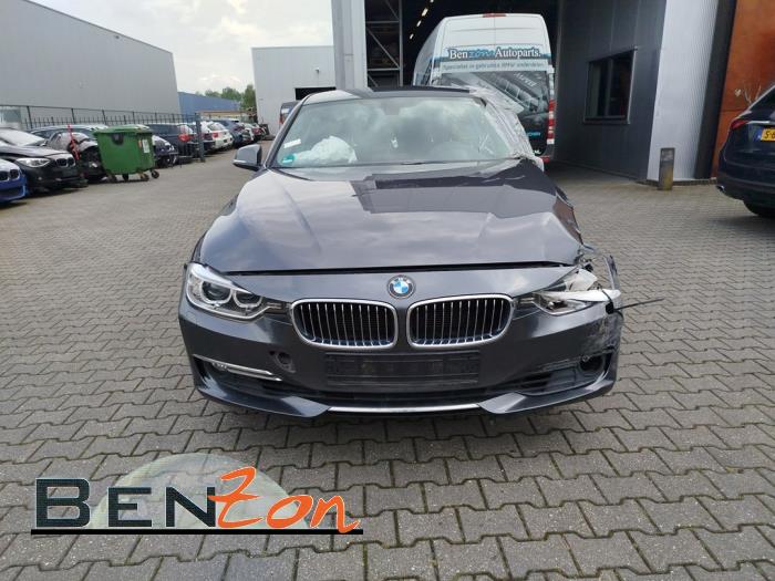BMW 3 serie 320i 2.0 16V Sloopvoertuig (2012, Metallic, Grijs)