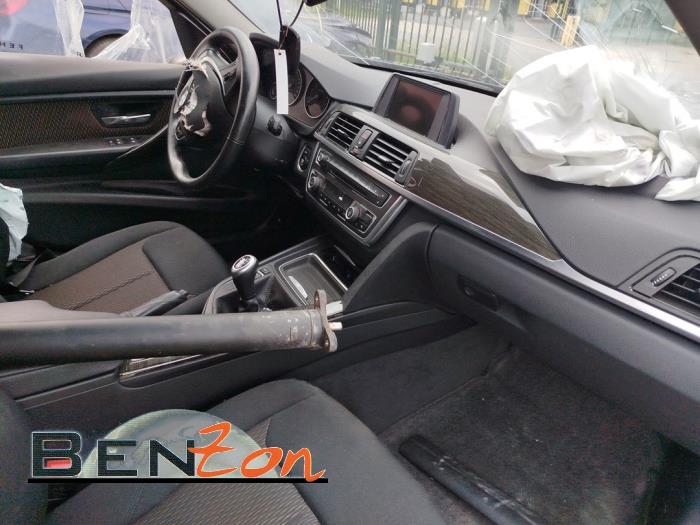 BMW 3 serie 320i 2.0 16V Sloopvoertuig (2012, Metallic, Grijs)