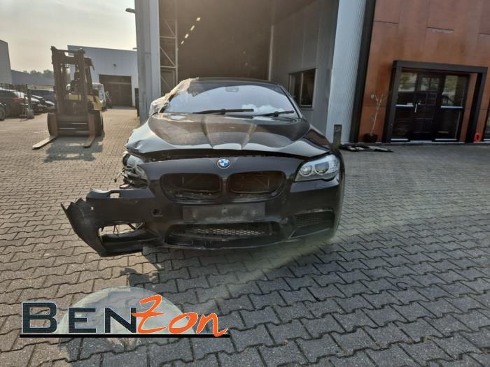 BMW M5 4.4 V8 32V TwinPower Turbo Sloopvoertuig (2012)