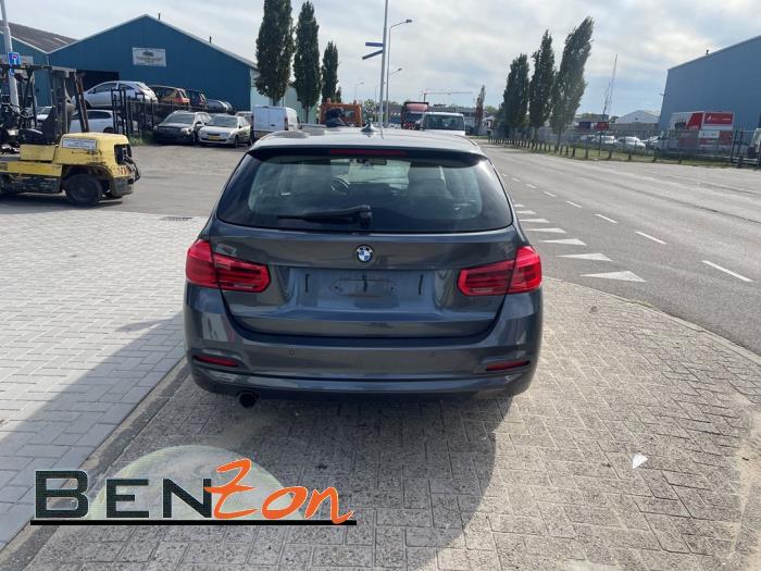 BMW 3 serie Touring 318i 1.5 TwinPower Turbo 12V Sloopvoertuig (2017, Metallic, Grijs)