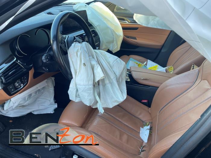 BMW 5 serie Touring 530i 2.0 TwinPower Turbo 16V Sloopvoertuig (2017)