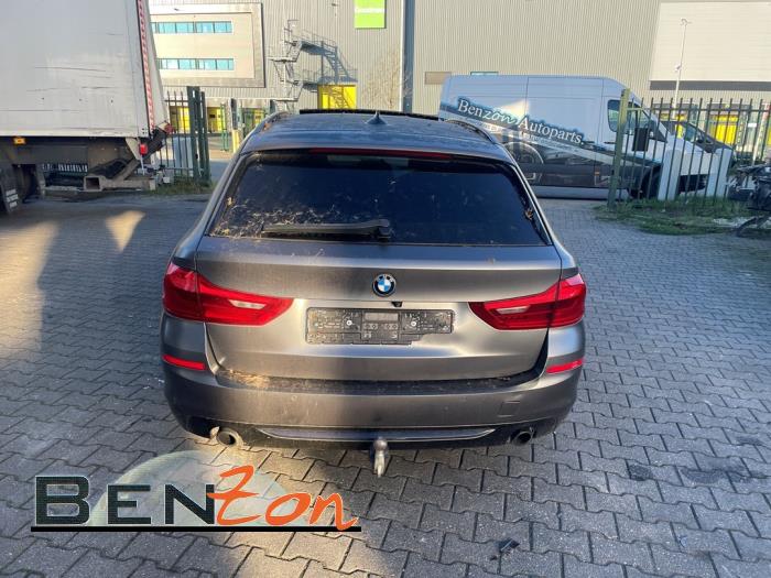 BMW 5 serie Touring 530i 2.0 TwinPower Turbo 16V Sloopvoertuig (2017)