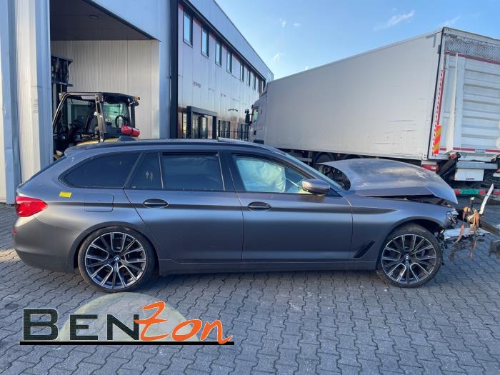 BMW 5 serie Touring 530i 2.0 TwinPower Turbo 16V Sloopvoertuig (2017)
