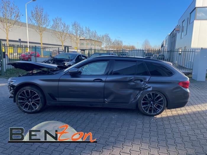 BMW 5 serie Touring 530i 2.0 TwinPower Turbo 16V Sloopvoertuig (2017)