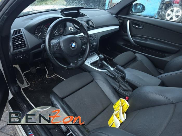 BMW 1 serie 118i 16V Sloopvoertuig (2009, Wit)