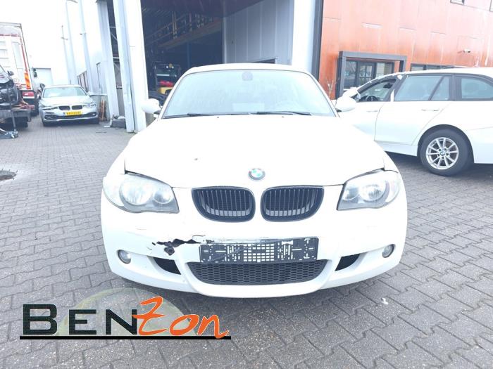 BMW 1 serie 118i 16V Sloopvoertuig (2009, Wit)