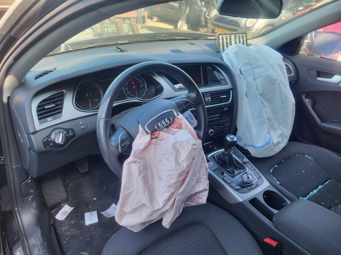 Audi A4 Avant 2.0 TDI 16V Sloopvoertuig (2014, Grijs)