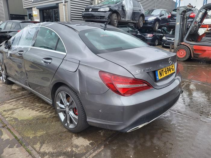 Mercedes CLA 1.6 CLA-180 16V Sloopvoertuig (2017, Grijs)