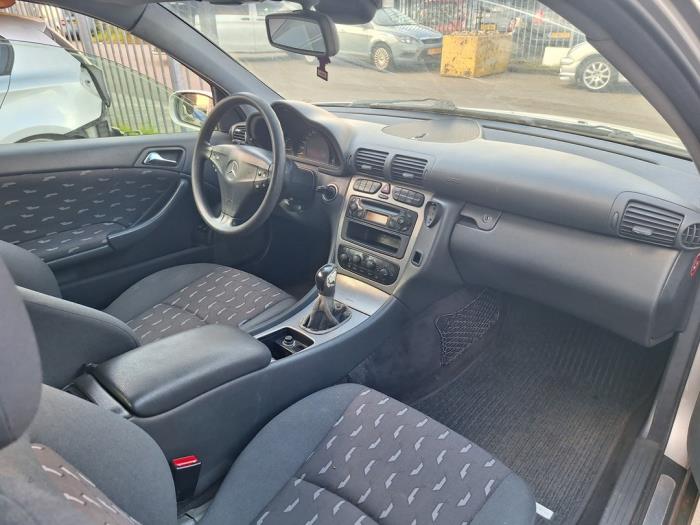 Mercedes C Sportcoupé 1.8 C-200K 16V Sloopvoertuig (2006, Grijs)