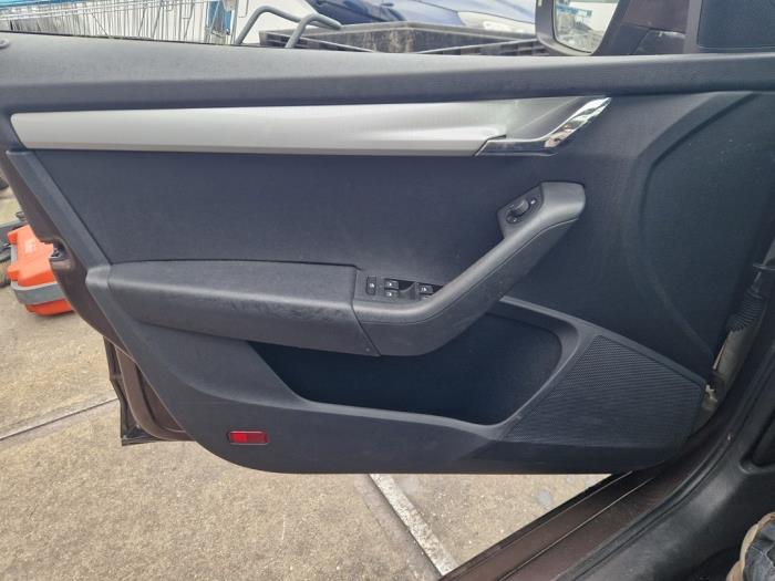 Skoda Octavia 1.2 TSI 16V Sloopvoertuig (2015, Bruin)