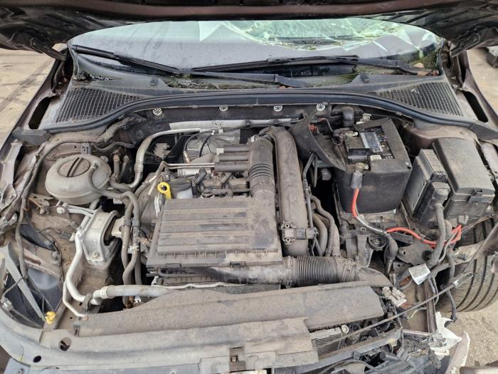 Skoda Octavia 1.2 TSI 16V Sloopvoertuig (2015, Bruin)