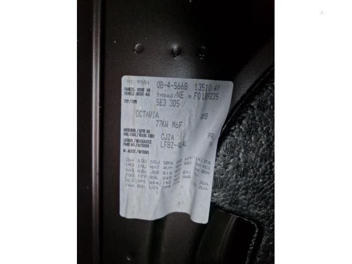 Skoda Octavia 1.2 TSI 16V Sloopvoertuig (2015, Bruin)