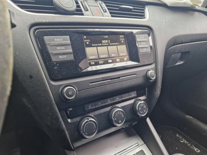 Skoda Octavia 1.2 TSI 16V Sloopvoertuig (2015, Bruin)