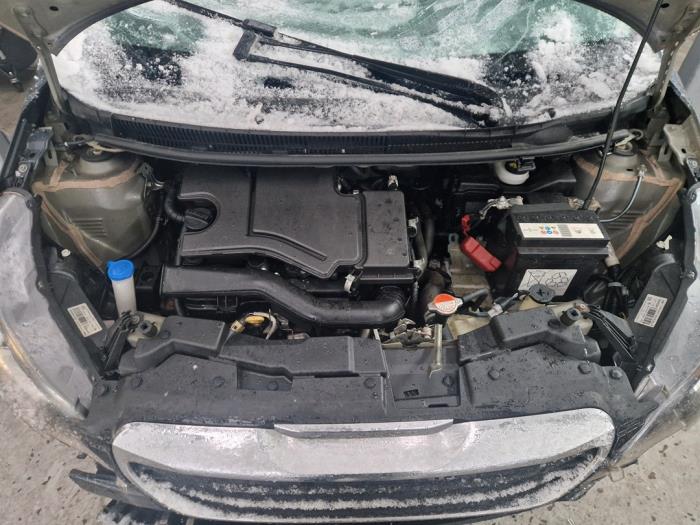 Peugeot 108 1.0 12V Sloopvoertuig (2017, Blauw, Glas)