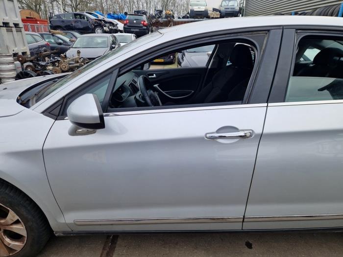 Citroen C5 III Berline 1.6 16V THP 155 Sloopvoertuig (2011, Grijs)