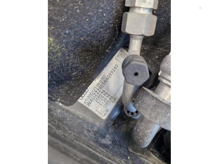 Audi A4 Avant 2.0 TDI 16V Sloopvoertuig (2005)