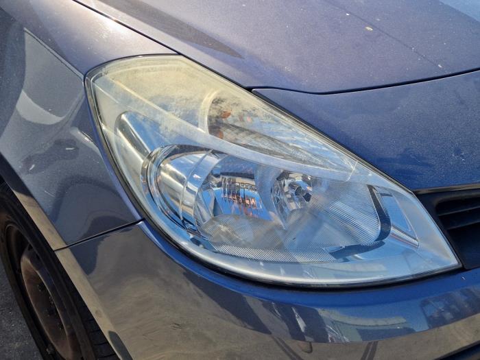 Renault Clio III 1.2 16V 75 Sloopvoertuig (2008, Blauw)