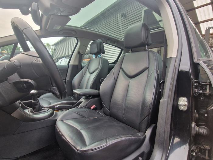 Peugeot 308 1.6 16V THP 150 Sloopvoertuig (2008, Zwart)