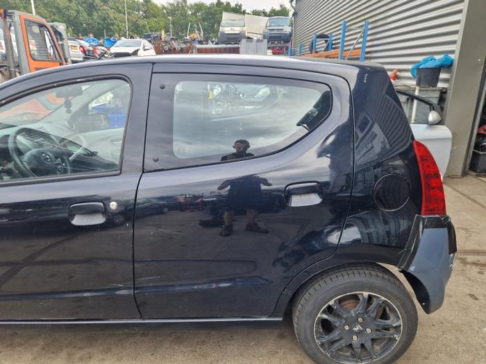 Nissan Pixo 1.0 12V Sloopvoertuig (2010, Zwart)