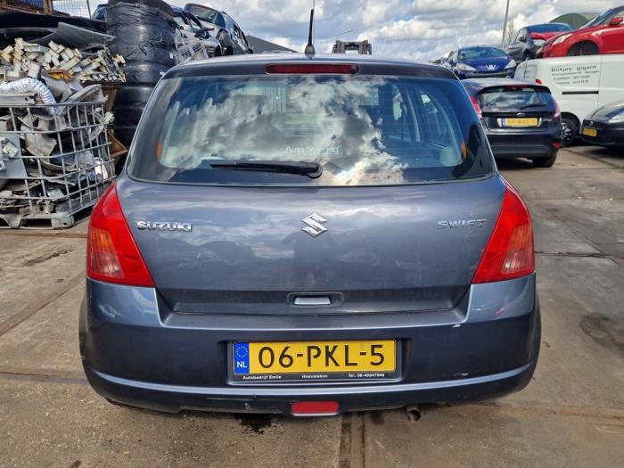 Suzuki Swift 1.3 VVT 16V Sloopvoertuig (2006, Grijs)