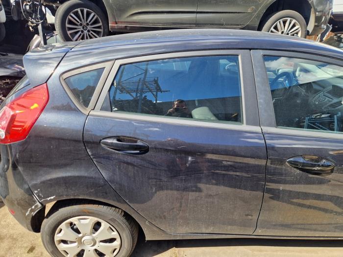 Ford Fiesta 6 1.5 TDCi Sloopvoertuig (2015, Zwart)