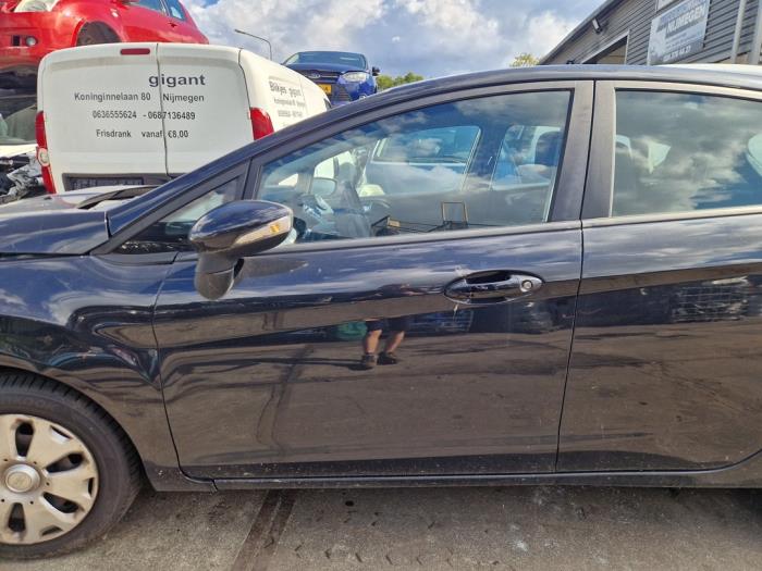 Ford Fiesta 6 1.5 TDCi Sloopvoertuig (2015, Zwart)