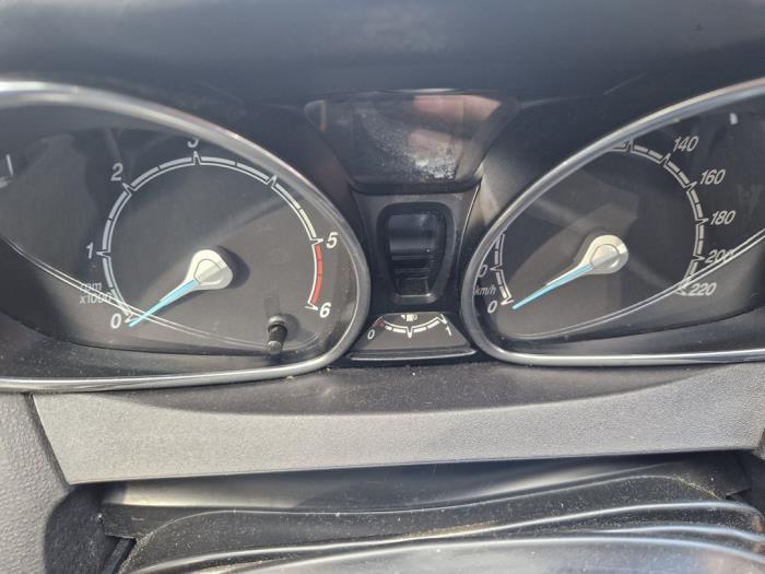 Ford Fiesta 6 1.5 TDCi Sloopvoertuig (2015, Zwart)