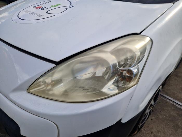 Peugeot Partner 1.6 HDI 75 16V Sloopvoertuig (2010, Wit)