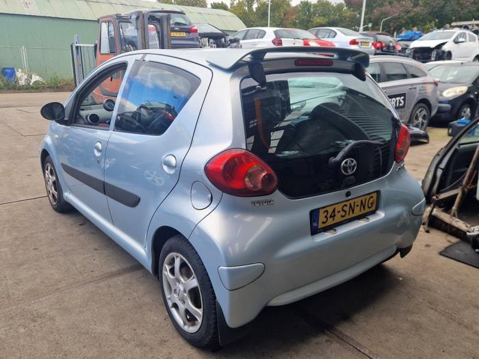 Toyota Aygo 1.0 12V VVT-i Sloopvoertuig (2006, Blauw)